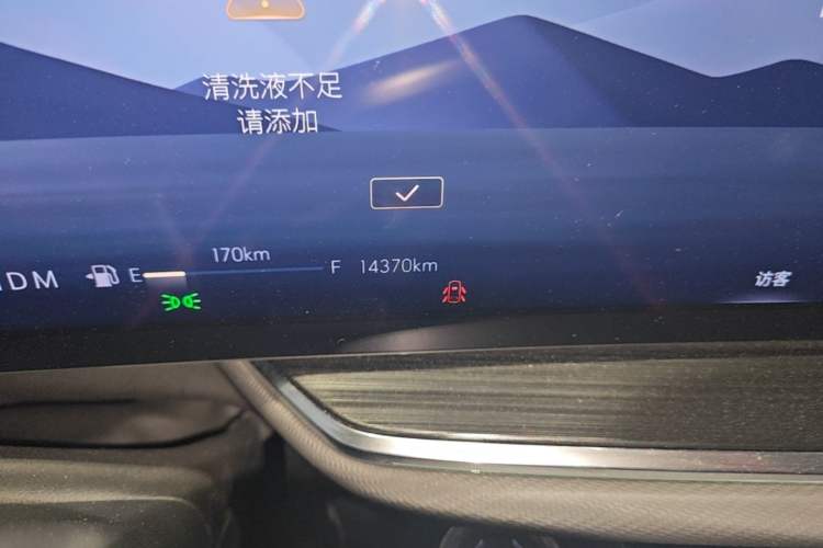 Used Buick Envision 2024 Encore Plus 28T AWD Luxury Edition Odometer Close Up