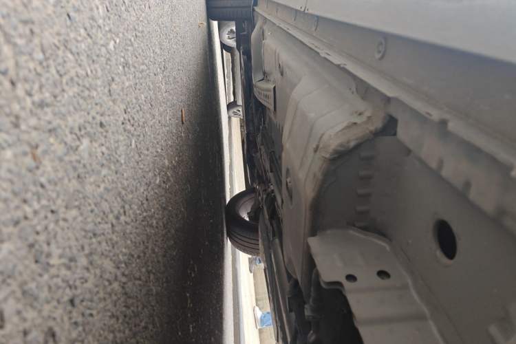 Used Buick Envision 2024 Encore Plus AWD Avenir Chassis Rear Left