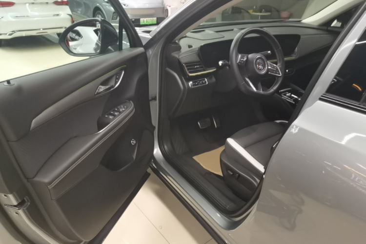 Used Buick Envision 2024 Encore S 25T Ignite Black Style Edition Driver Seat