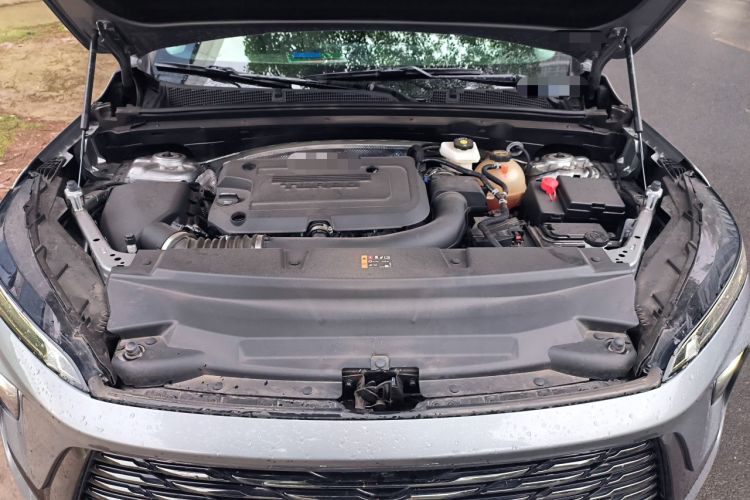 Used Buick Envision 2024 Encore Plus 28T AWD Luxury Edition Engine Bay