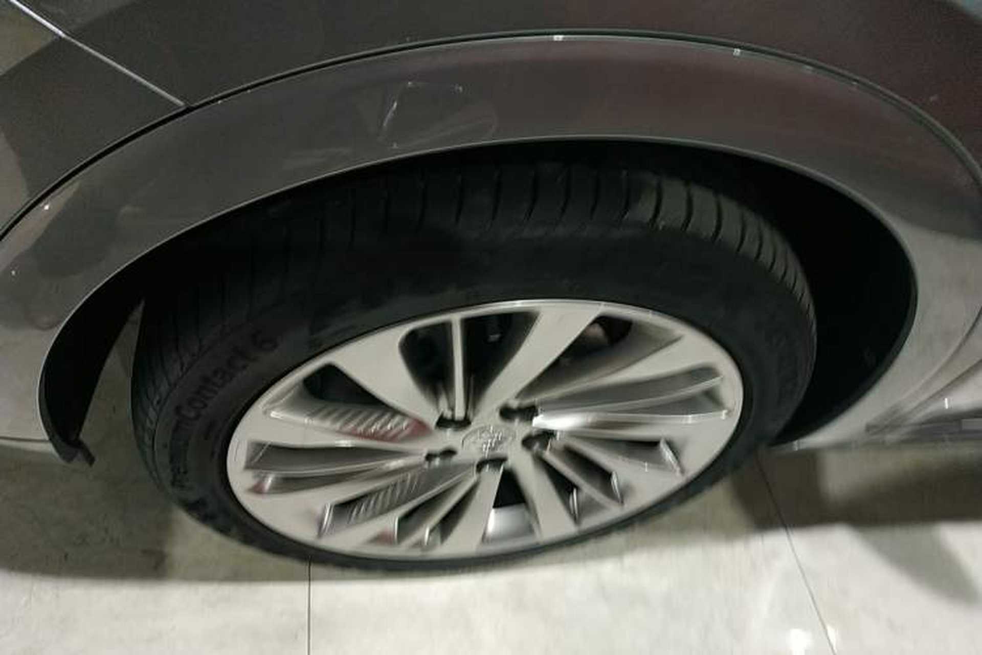 Used Buick Envision 2024 Encore Plus AWD Avenir Exterior 3