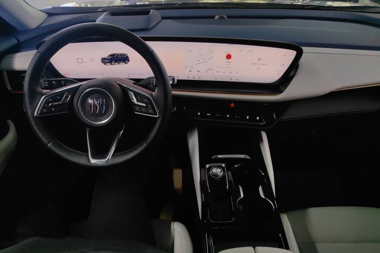 Used Buick Envision 2024 Encore Plus AWD Avenir Interior 3