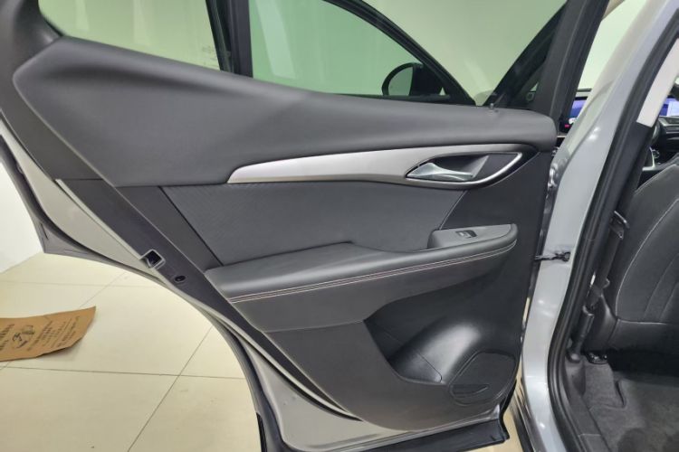 Used Buick Envision 2024 Encore S 25T Ignite Black Style Edition Interior 4