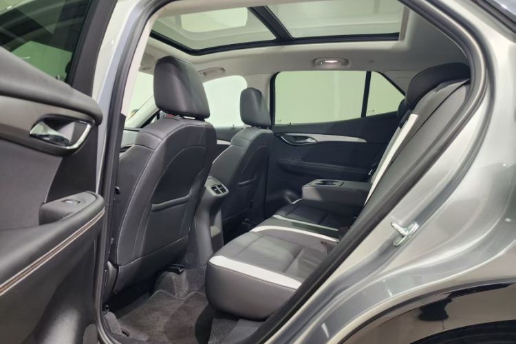 Used Buick Envision 2024 Encore S 25T Ignite Black Style Edition Interior 7