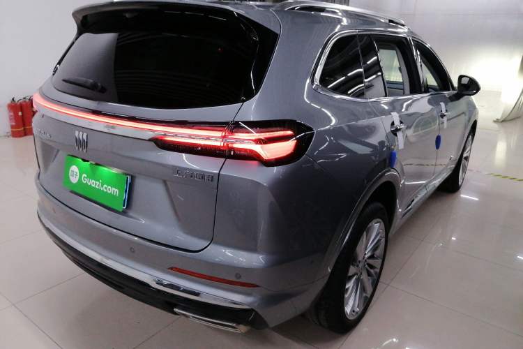 Used Buick Envision 2024 Encore Plus AWD Avenir Rear Right 45 Deg