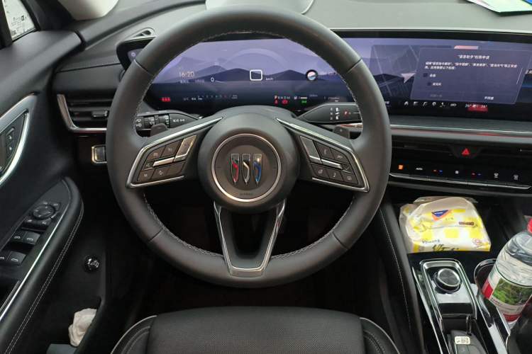 Used Buick Envision 2024 Encore Plus 28T AWD Luxury Edition Steering Wheel
