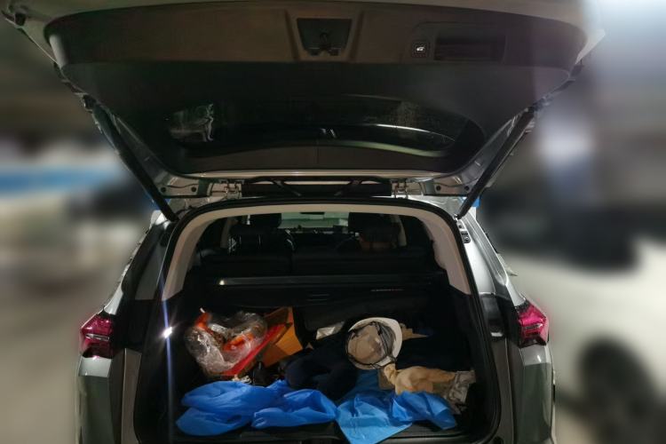 Used Buick Envision 2024 Encore Plus 28T Two-Wheel Drive Luxury Edition Trunk