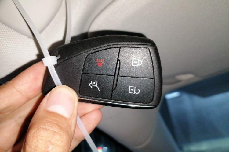 Used Buick Envision 2024 Encore Plus AWD Avenir Vehicle Key