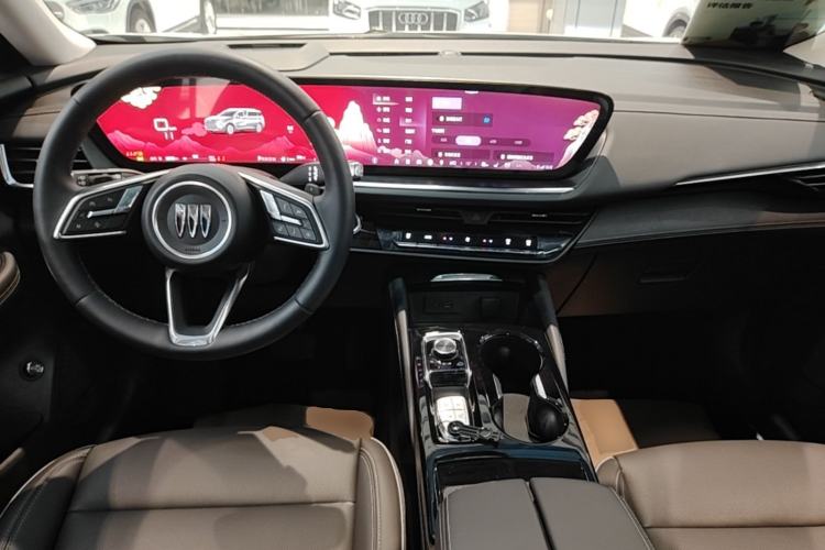Used Buick Envision 2024 Encore Plus 28T Two-Wheel Drive Luxury Edition Center Console