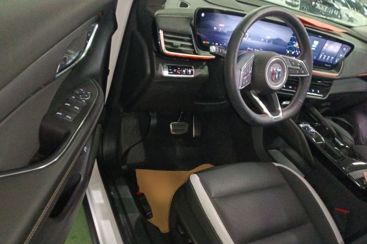 Used Buick Envision 2024 Encore S 28T Ignite Black Prestige Edition Driver Seat