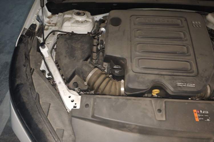Used Buick Envision 2024 Encore S 25T Ignite Black Style Edition Engine Bay Right