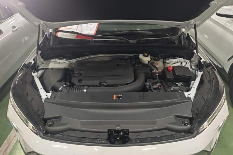 Used Buick Envision 2024 Encore S 28T Ignite Black Prestige Edition Engine Bay