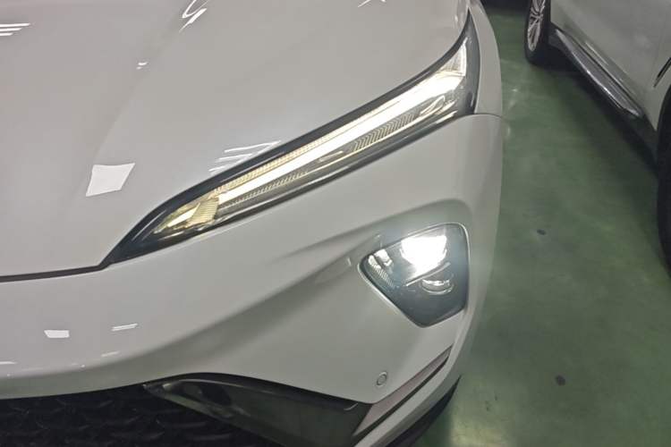 Used Buick Envision 2024 Encore S 28T Ignite Black Prestige Edition Left Front Headlight
