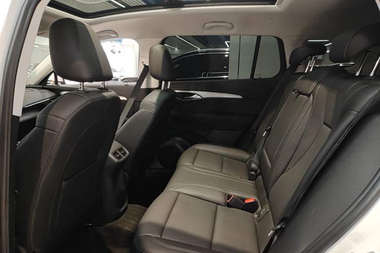 Used Buick Envision 2024 Encore Plus 28T Two-Wheel Drive Luxury Edition Left Rear Seat