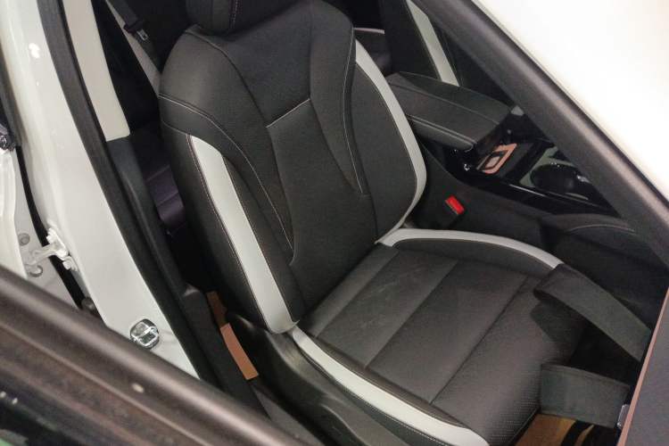 Used Buick Envision 2024 Encore S 28T Ignite Black Prestige Edition Right Front Seat