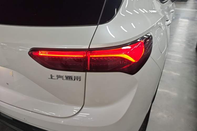 Used Buick Envision 2024 Encore S 25T Ignite Black Style Edition Right Rear Taillight