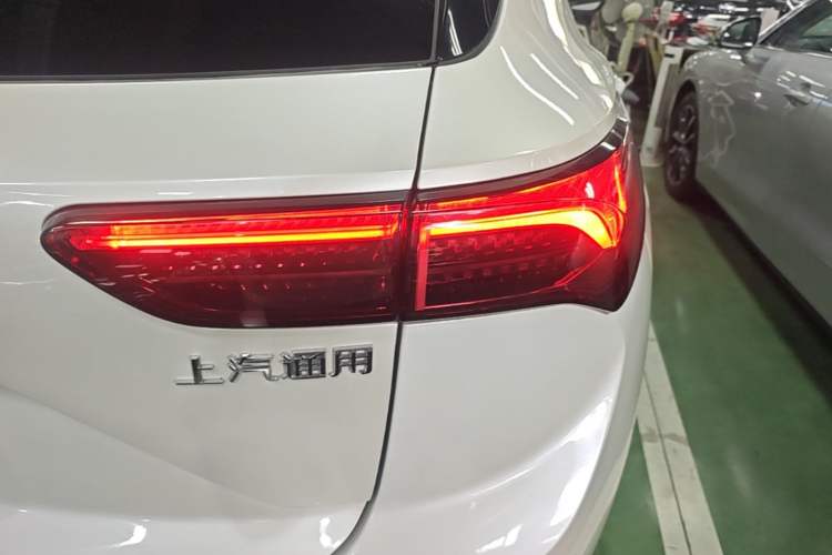 Used Buick Envision 2024 Encore S 28T Ignite Black Prestige Edition Right Rear Taillight