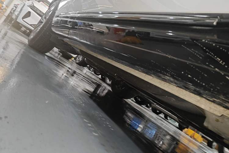 Used Buick Envision 2024 Encore S 25T Ignite Black Style Edition Right Side Sill