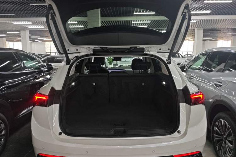 Used Buick Envision 2024 Encore S 25T Ignite Black Style Edition Trunk