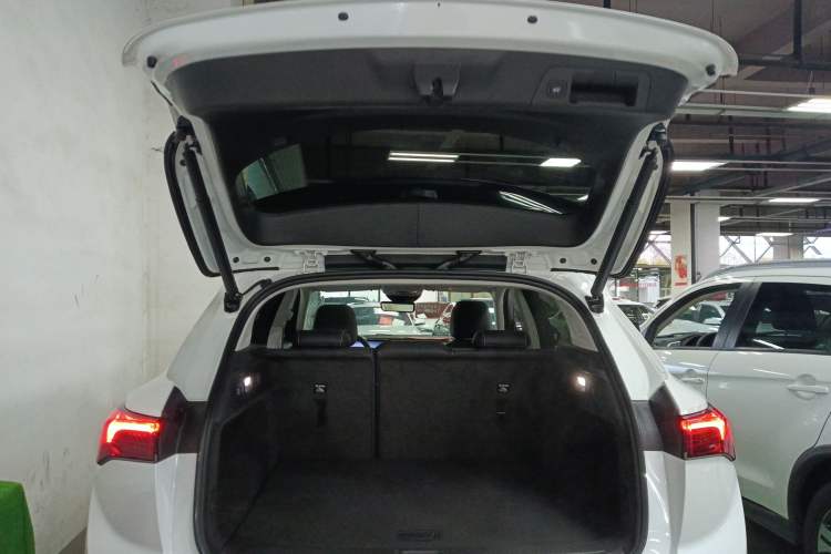 Used Buick Envision 2024 Encore S 28T Ignite Black Prestige Edition Trunk