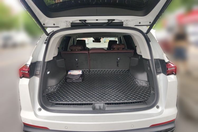 Used Buick Envision 2024 Encore Plus 28T Two-Wheel Drive Luxury Edition Trunk