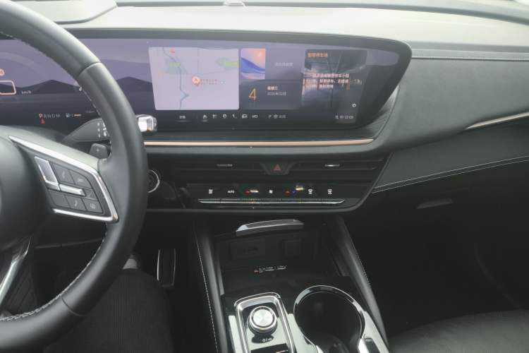 Used Buick Envision 2024 Encore S 25T Ignite Black Style Edition Audio And AC Panel
