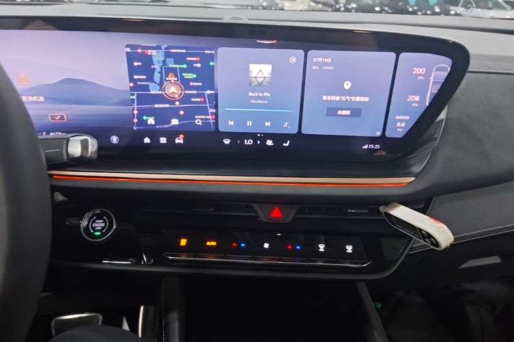 Used Buick Envision 2024 Encore S 25T Ignite Black Style Edition Audio And AC Panel