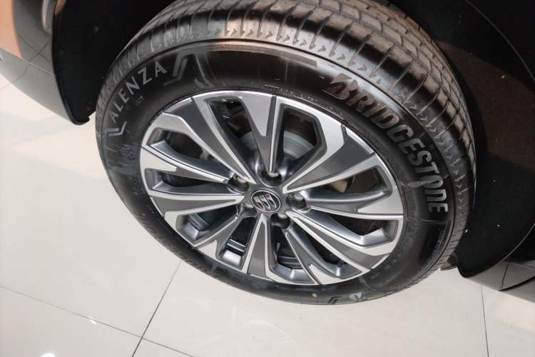 Used Buick Envision 2024 Encore S 25T Ignite Black Style Edition Exterior 5