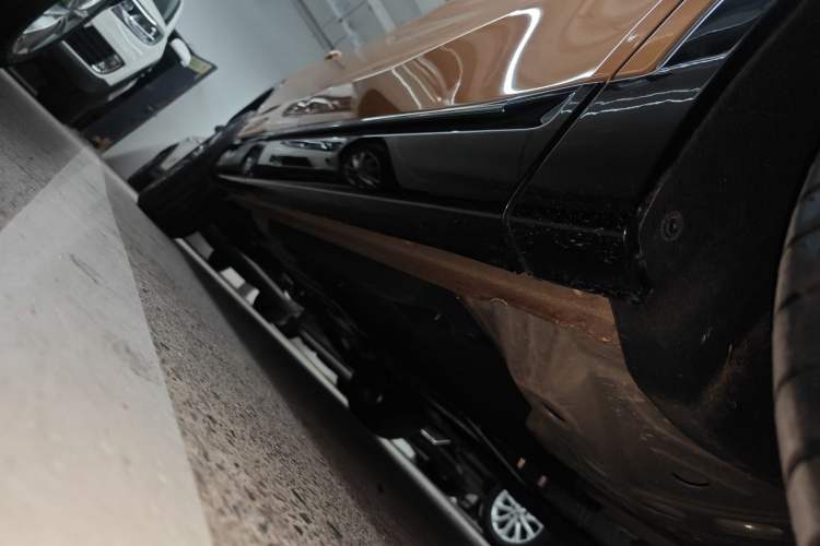 Used Buick Envision 2024 Encore S 25T Ignite Black Style Edition Right Side Sill
