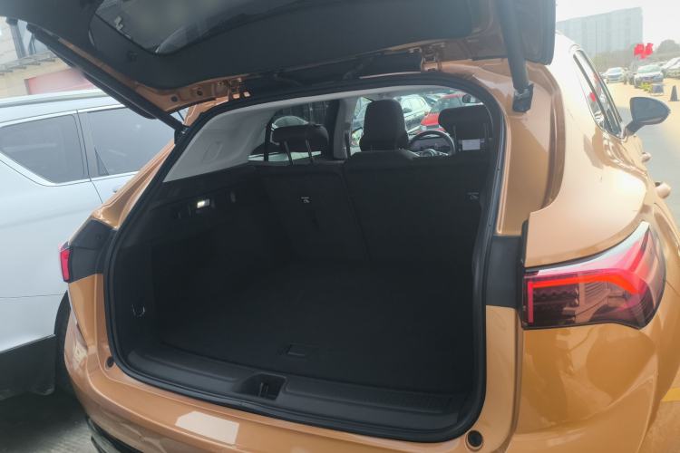 Used Buick Envision 2024 Encore S 25T Ignite Black Style Edition Trunk