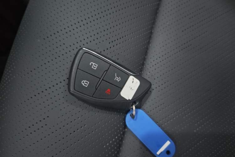 Used Buick Envision 2024 Encore S 25T Ignite Black Style Edition Vehicle Key