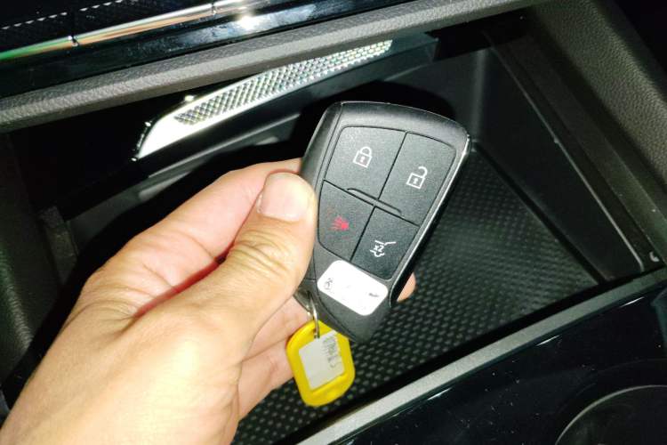 Used Buick Envision 2024 Encore S 25T Ignite Black Style Edition Vehicle Key