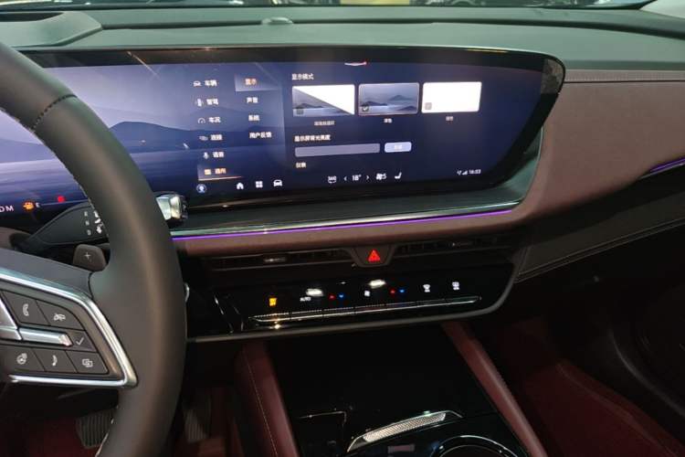 Used Buick Envision 2025 Encore Plus 28T Two-Wheel-Drive Platinum Edition Audio And AC Panel