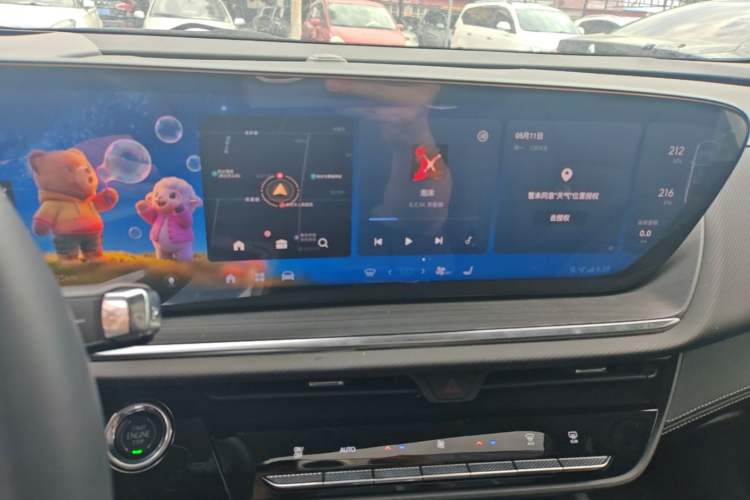 Used Buick Envision 2025 25T Entry-Grade Platinum Edition Audio And AC Panel