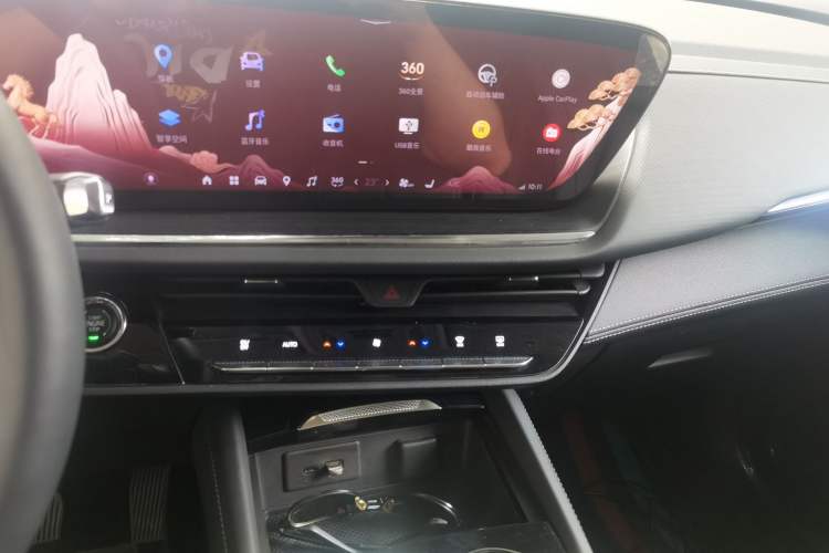 Used Buick Envision 2025 Encore Plus 28T Two-Wheel-Drive Platinum Edition Audio And AC Panel