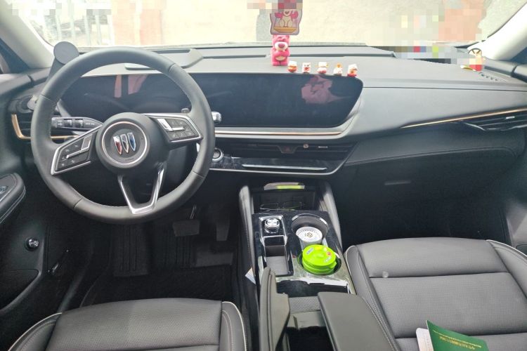 Used Buick Envision 2025 Encore Plus Four-Wheel Drive Avenir Center Console