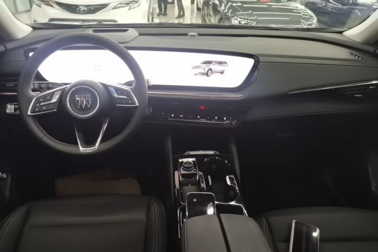 Used Buick Envision 2025 25T Entry-Grade Platinum Edition Center Console