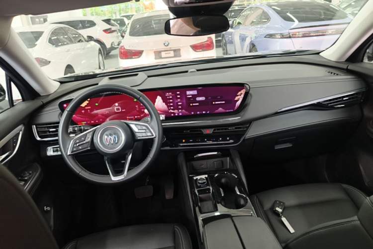 Used Buick Envision 2025 25T Entry-Grade Platinum Edition Center Console