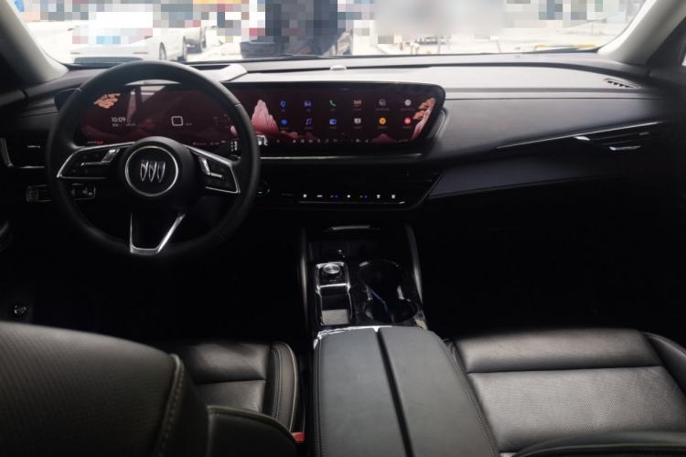 Used Buick Envision 2025 Encore Plus 28T Two-Wheel-Drive Platinum Edition Center Console