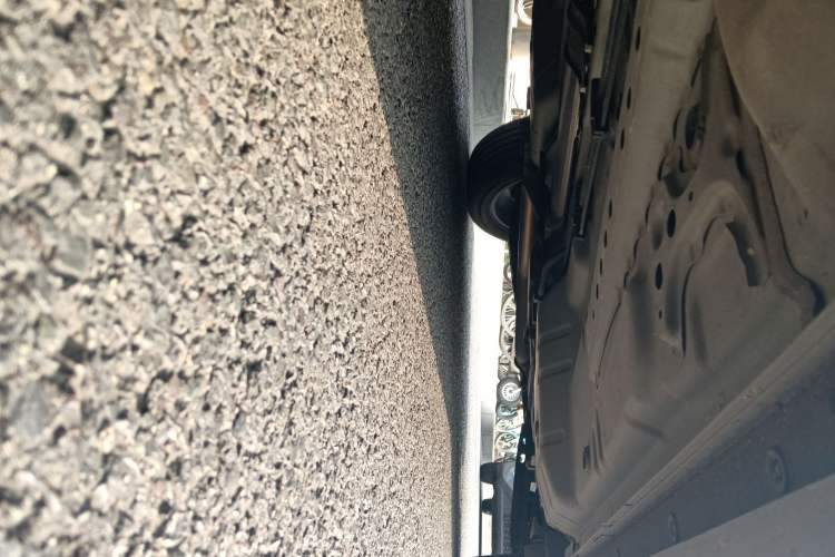 Used Buick Envision 2025 Encore Plus 28T Two-Wheel-Drive Platinum Edition Chassis Front Left