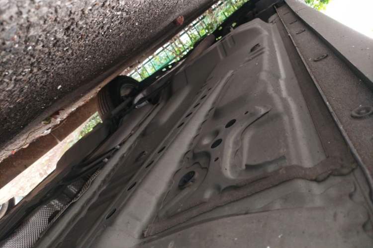 Used Buick Envision 2025 Encore Plus 28T Two-Wheel-Drive Platinum Edition Chassis Front Right