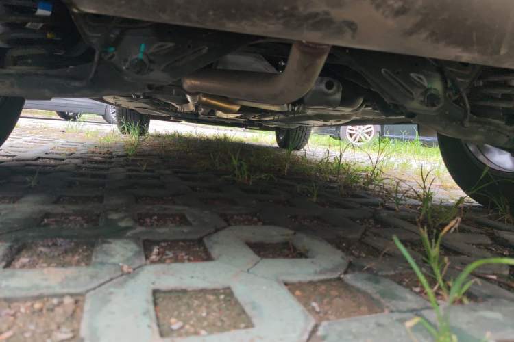 Used Buick Envision 2025 25T Entry-Grade Platinum Edition Chassis Rear