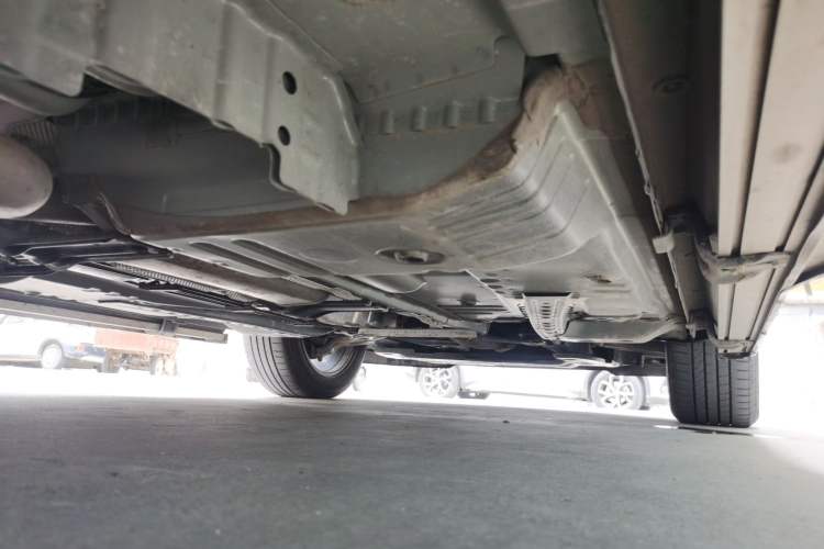 Used Buick Envision 2025 Encore Plus 28T Two-Wheel-Drive Platinum Edition Chassis Rear Right