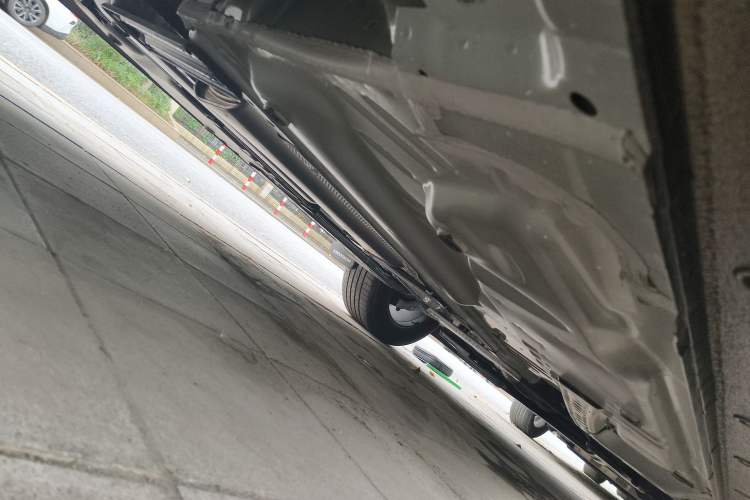 Used Buick Envision 2025 25T Entry-Grade Platinum Edition Chassis Rear Right