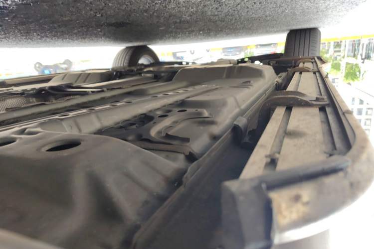 Used Buick Envision 2025 Encore Plus 28T Two-Wheel-Drive Platinum Edition Chassis Rear Right