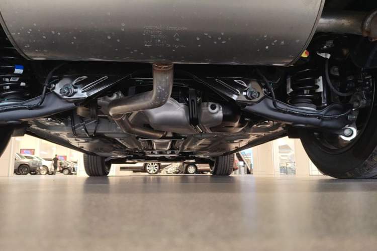 Used Buick Envision 2025 25T Platinum Edition Chassis Rear