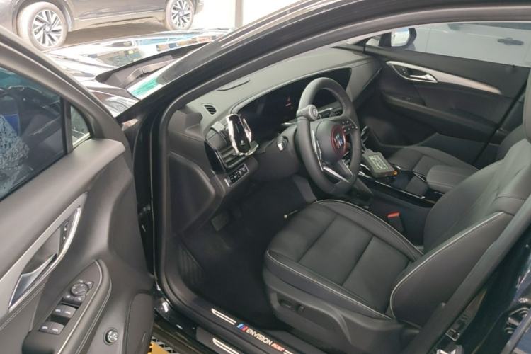 Used Buick Envision 2025 Encore Plus 28T Two-Wheel-Drive Platinum Edition Driver Seat