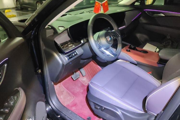 Used Buick Envision 2025 Encore Plus 28T Two-Wheel-Drive Platinum Edition Driver Seat
