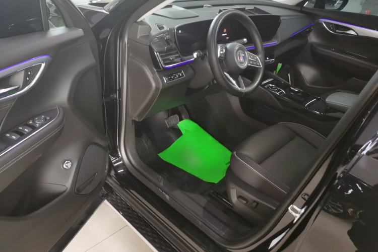 Used Buick Envision 2025 Encore Plus 28T Two-Wheel-Drive Platinum Edition Driver Seat