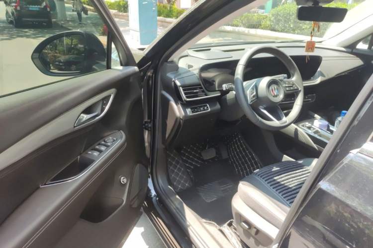 Used Buick Envision 2025 Encore Plus 28T Two-Wheel-Drive Platinum Edition Driver Seat